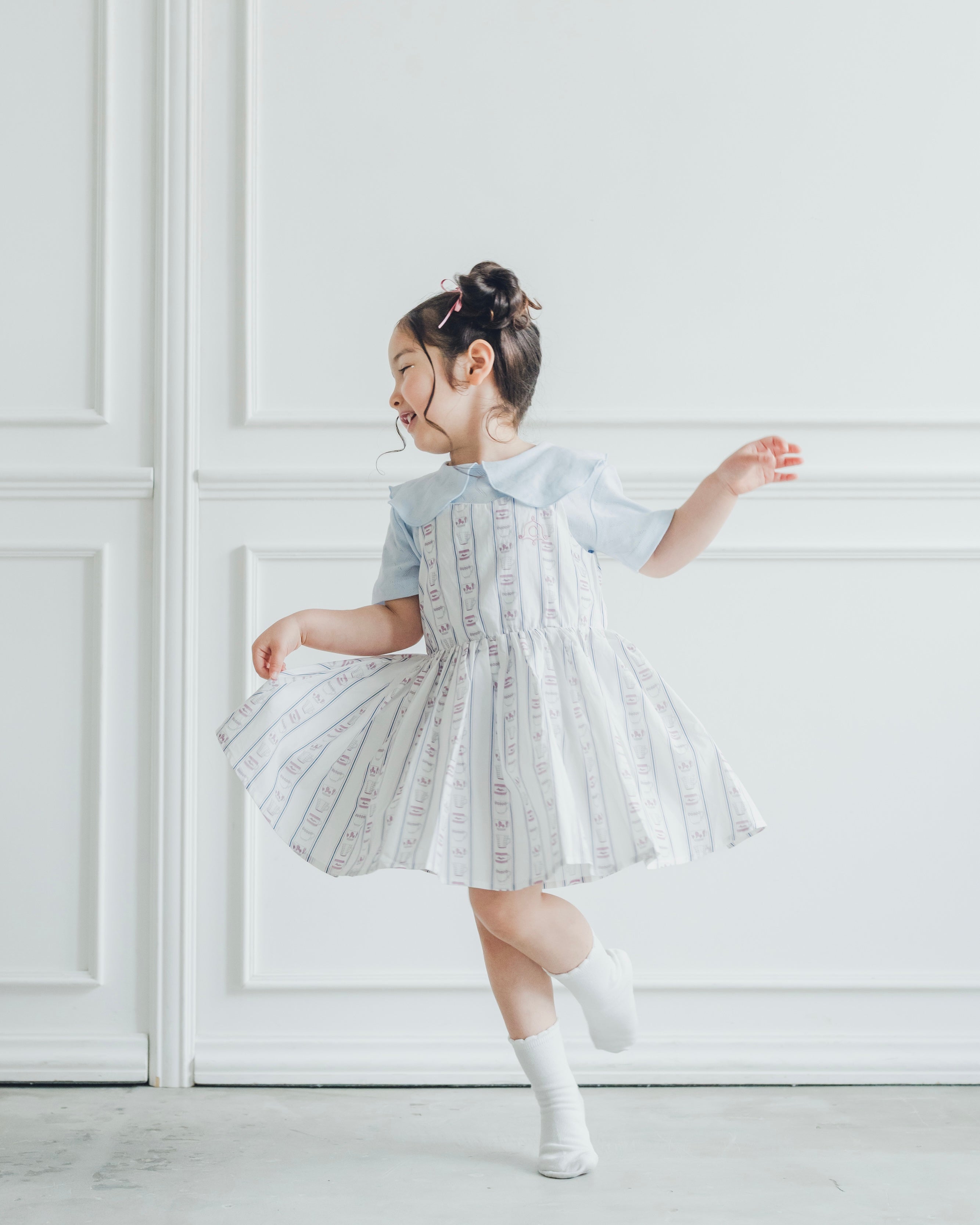 Dress  -tea cup-
