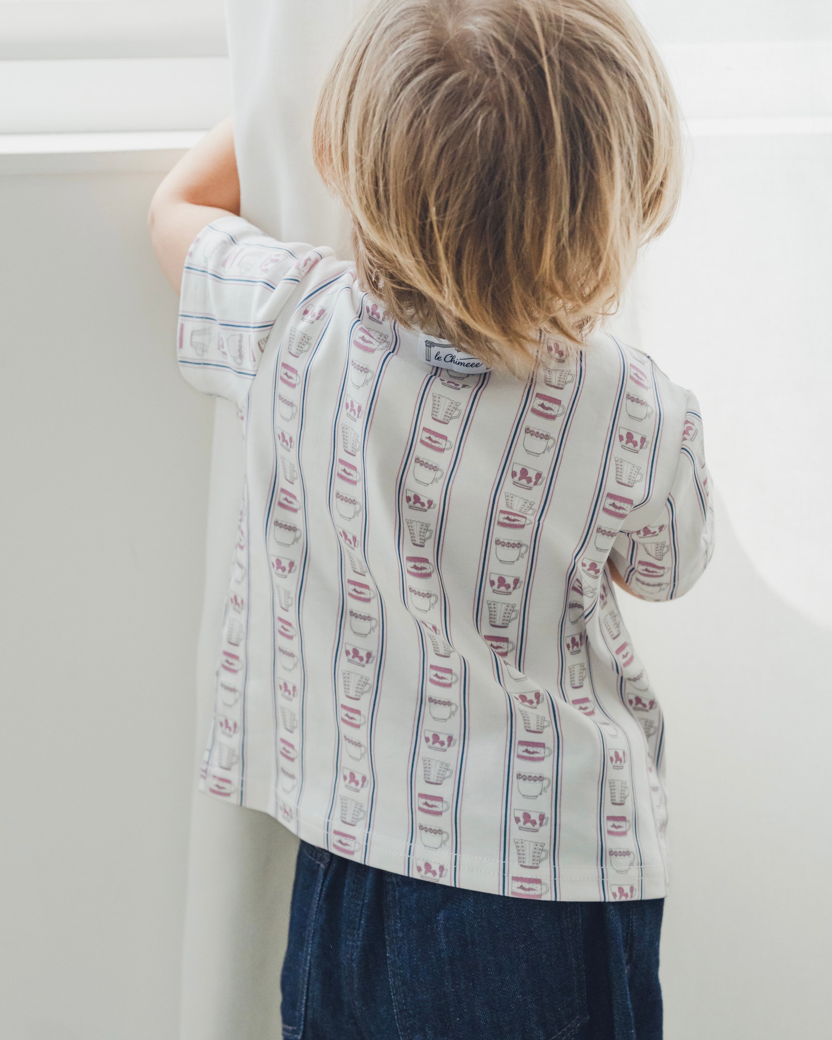 T-shirt  -tea cup-